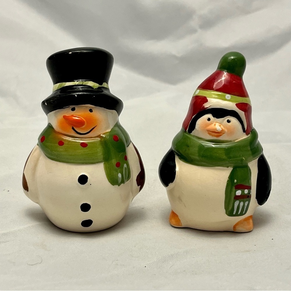 Whimsical Winter Snowman & Penguin Salt/Pepper Shakers, Rubber Stoppers, Vintage